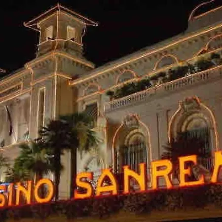 Apartment Incantevole In Piazza Bresca, Sanremo