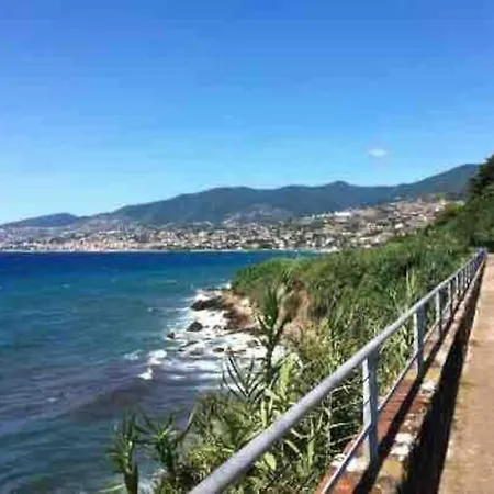 Apartment Incantevole In Piazza Bresca, Sanremo